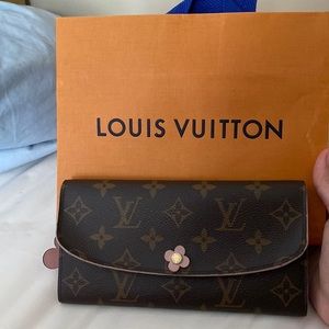Louis Vuitton Monogram Bloom Flower Emilie Wallet